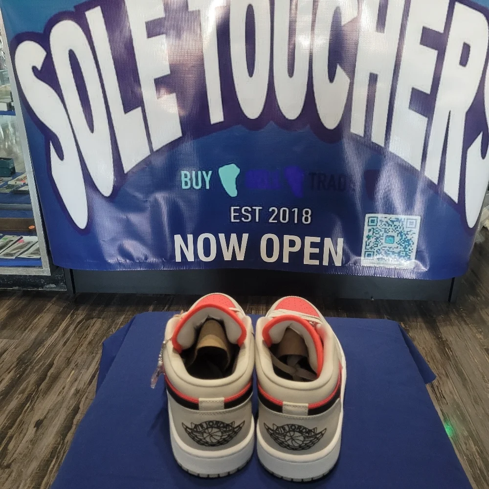 Jordan 1 Low Women - Picture 4 of 5